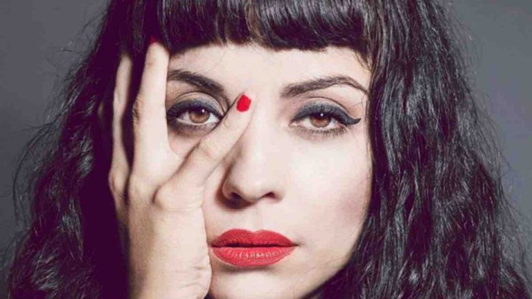 ¡mon Laferte Dice Que Eres Bisexual Coolture Coolture