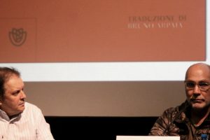 Hollywood "no es el malo" para cine mexicano: Guillermo Arriaga