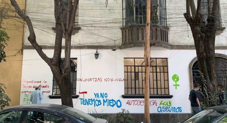 galeria pintas feminista