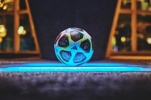 adidas UWCL Pro Ball Eindhoven